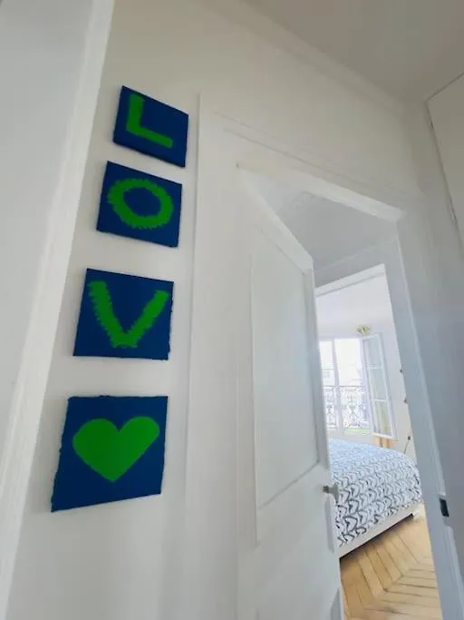 Unique Stay In Paris